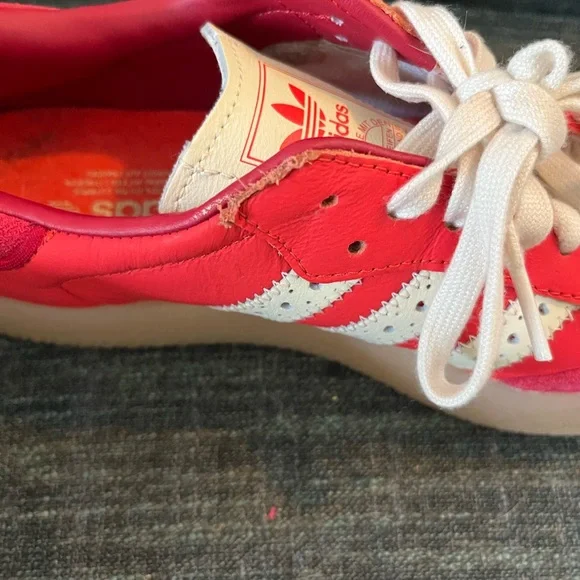 Adidas Valentines “Sambae” Women’s 6.5 - Picture 8 of 11